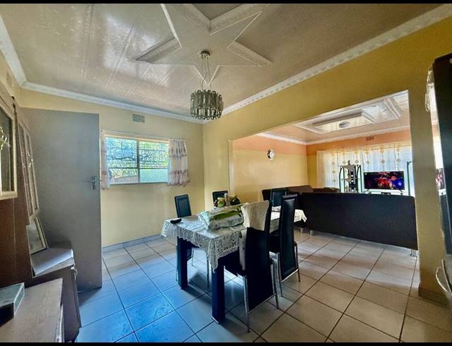 3 BEDROOM HOUSE FOR SALE IN VANDERBIJLPARK CE 3